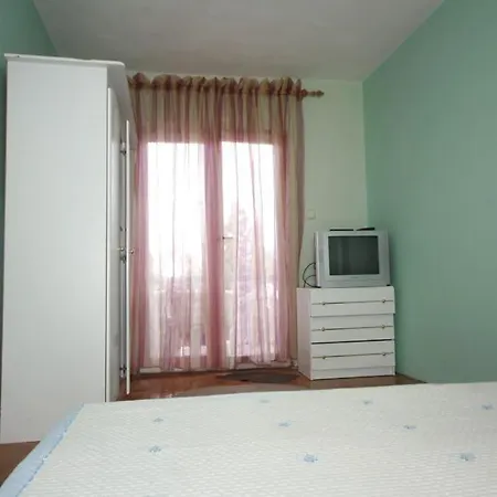 6201c Apartment *